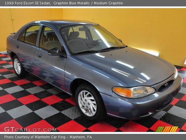 1999 Ford Escort SE Sedan in Graphite Blue Metallic