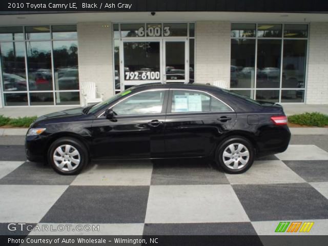2010 Toyota Camry LE in Black