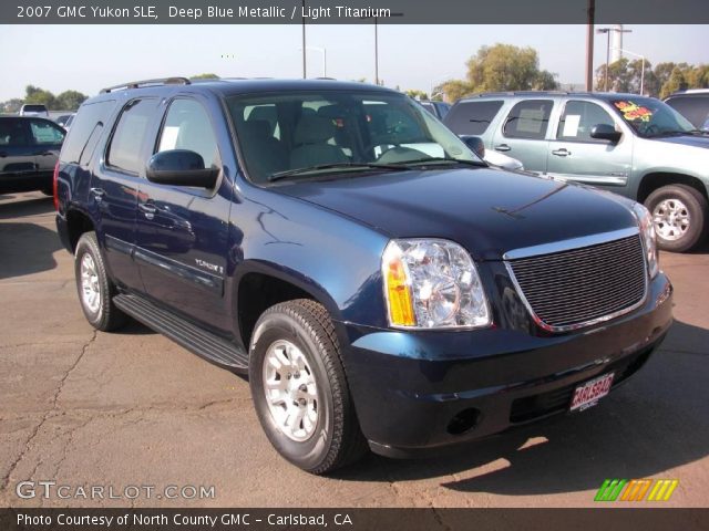 2007 GMC Yukon SLE in Deep Blue Metallic