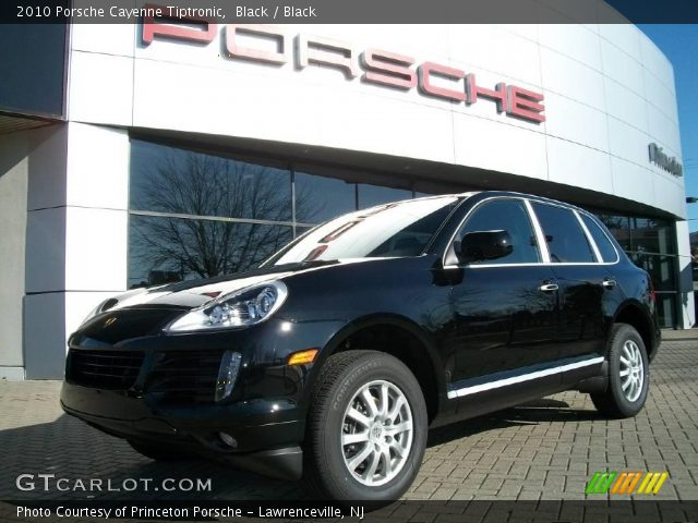 2010 Porsche Cayenne Tiptronic in Black