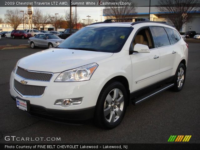 2009 Chevrolet Traverse LTZ AWD in Summit White