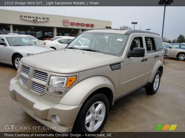 2010 Dodge Nitro SXT in Light Sandstone Metallic