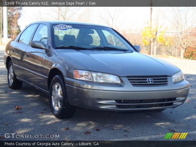1998 Toyota Camry XLE in Antique Sage Pearl