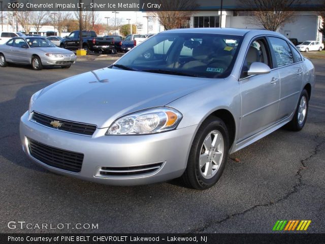 2009 Chevrolet Impala LT in Silver Ice Metallic
