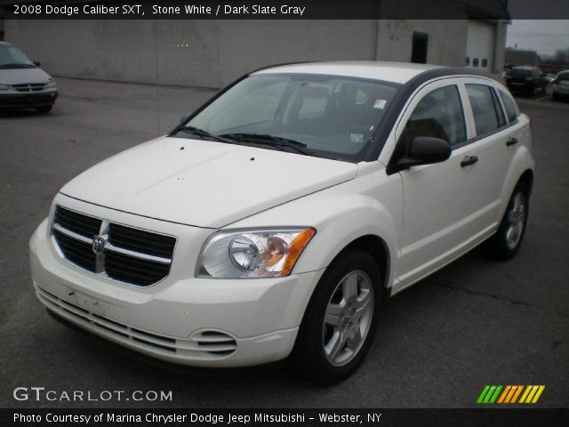 2008 Dodge Caliber SXT in Stone White