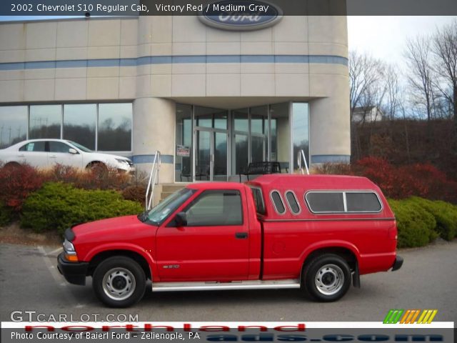 2002 Chevrolet S10 Regular Cab in Victory Red