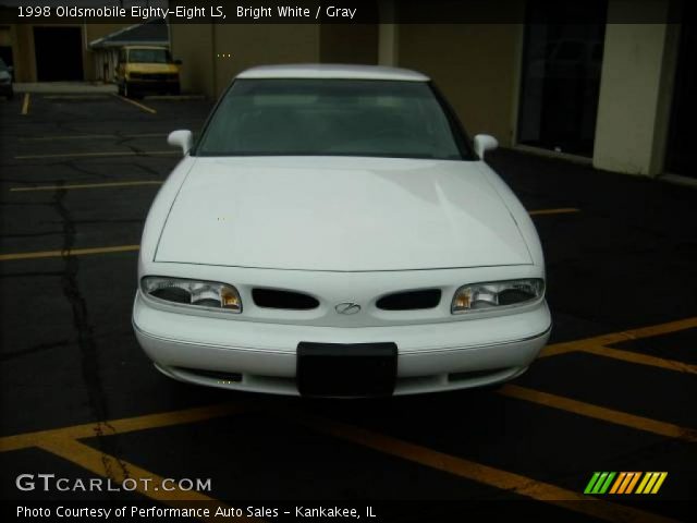 1998 Oldsmobile Eighty-Eight LS in Bright White