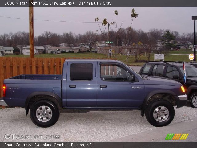 2000 Nissan Frontier XE Crew Cab 4x4 in Denim Blue