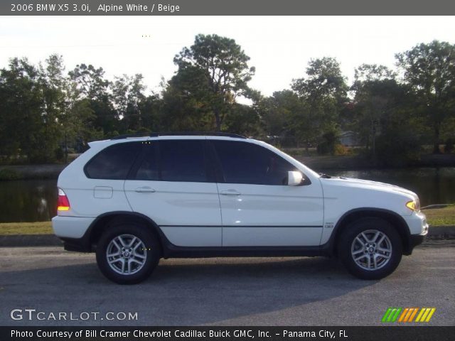 2006 BMW X5 3.0i in Alpine White