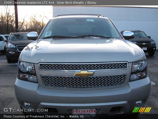 2008 Chevrolet Avalanche LTZ 4x4 in Silver Birch Metallic