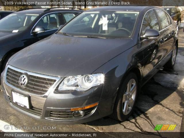 2009 Volkswagen Passat Komfort Sedan in Island Grey Metallic