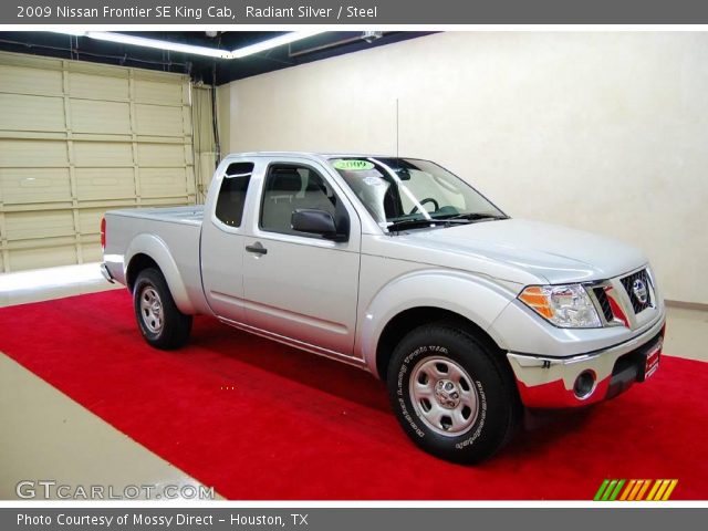 2009 Nissan Frontier SE King Cab in Radiant Silver