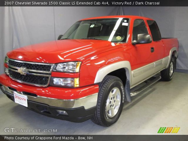 2007 Chevrolet Silverado 1500 Classic LS Extended Cab 4x4 in Victory Red