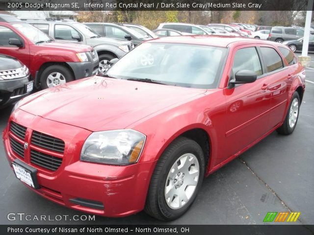 2005 Dodge Magnum SE in Inferno Red Crystal Pearl