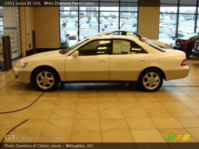 2001 Lexus ES 300 in White Diamond Pearl