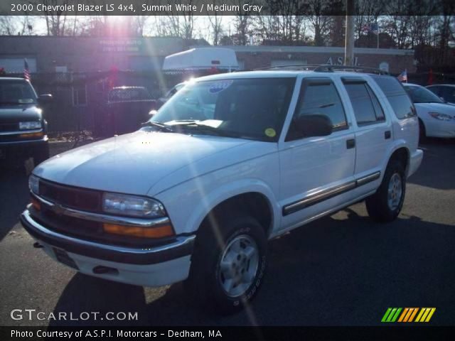 2000 Chevrolet Blazer LS 4x4 in Summit White