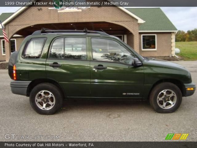 1999 Chevrolet Tracker 4x4 in Medium Green Metallic