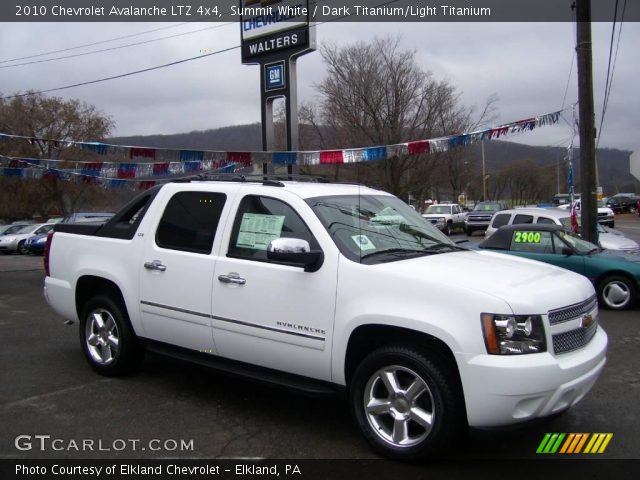 2010 Chevrolet Avalanche LTZ 4x4 in Summit White