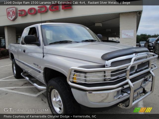 1998 Dodge Ram 1500 Laramie SLT Extended Cab 4x4 in Radiant Silver Metallic