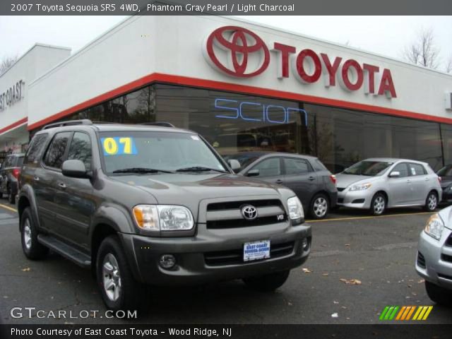 2007 Toyota Sequoia SR5 4WD in Phantom Gray Pearl