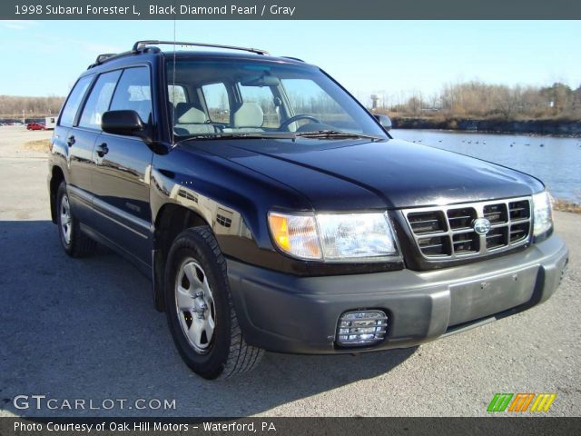 1998 Subaru Forester L in Black Diamond Pearl