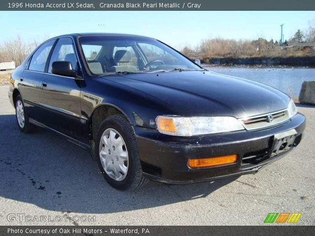 1996 Honda Accord LX Sedan in Granada Black Pearl Metallic