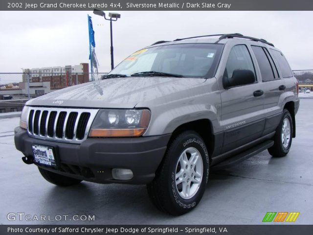 2002 Jeep Grand Cherokee Laredo 4x4 in Silverstone Metallic