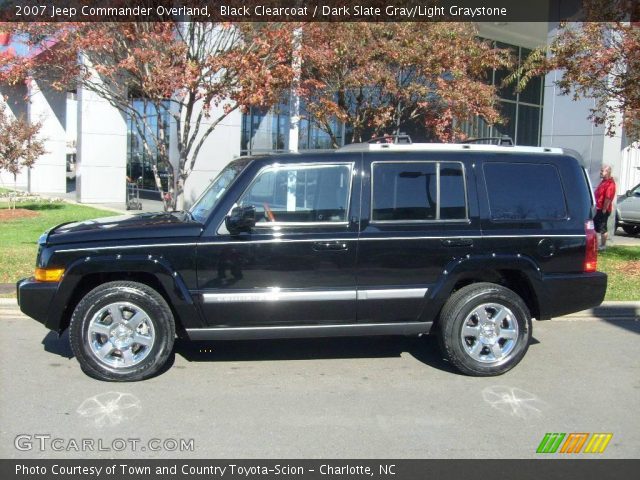 2007 Jeep Commander Overland in Black Clearcoat