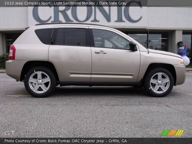 2010 Jeep Compass Sport in Light Sandstone Metallic