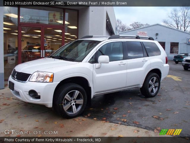 2010 Mitsubishi Endeavor SE AWD in Dover White Pearl