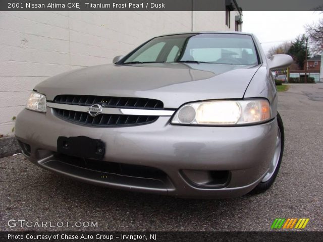 2001 Nissan Altima GXE in Titanium Frost Pearl