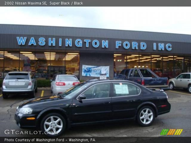 2002 Nissan Maxima SE in Super Black