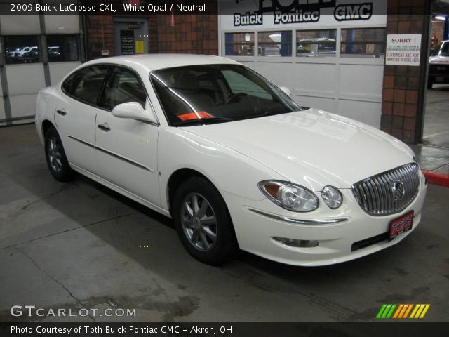 2009 Buick LaCrosse CXL in White Opal