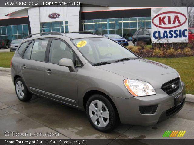 2009 Kia Rondo LX in Titanium Gray