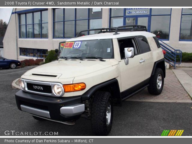 2008 Toyota FJ Cruiser 4WD in Sandstorm Metallic