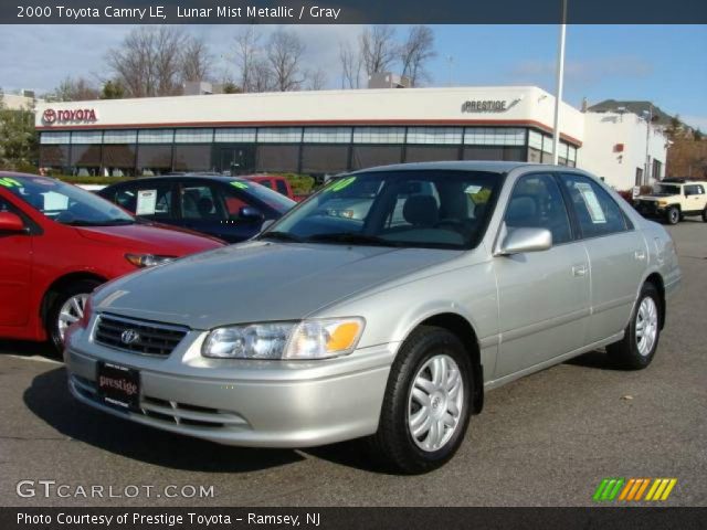 2000 Toyota Camry LE in Lunar Mist Metallic