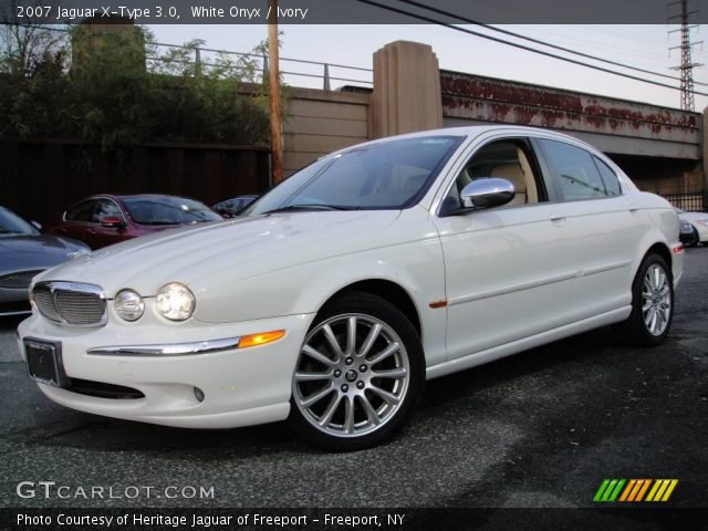 2007 Jaguar X-Type 3.0 in White Onyx