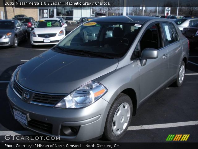 2009 Nissan Versa 1.8 S Sedan in Magnetic Gray