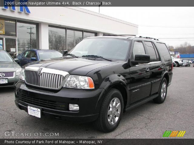 2006 Lincoln Navigator Ultimate 4x4 in Black