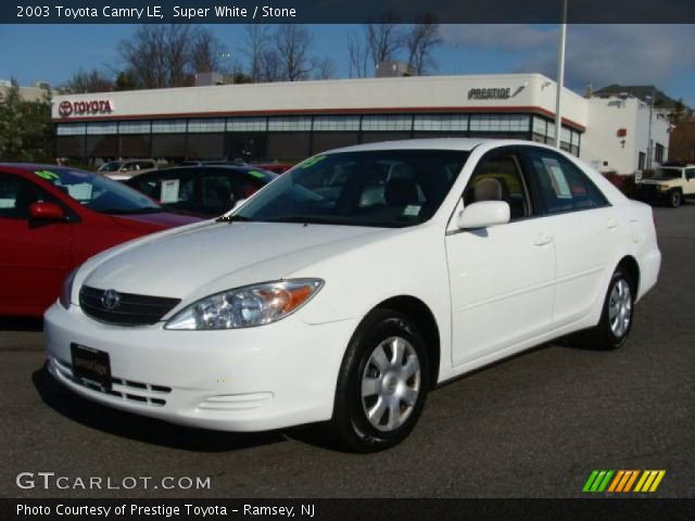 2003 Toyota Camry LE in Super White