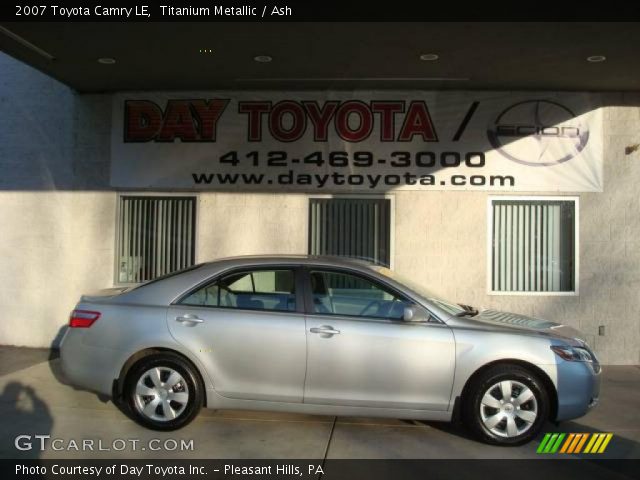 2007 Toyota Camry LE in Titanium Metallic