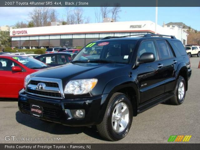 2007 Toyota 4Runner SR5 4x4 in Black