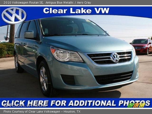 2010 Volkswagen Routan SE in Antigua Blue Metallic