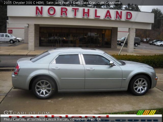 2005 Chrysler 300 C HEMI in Satin Jade Pearl