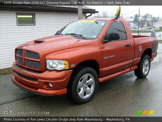 2005 Dodge Ram 1500 SLT Daytona Regular Cab 4x4 in Go ManGo!