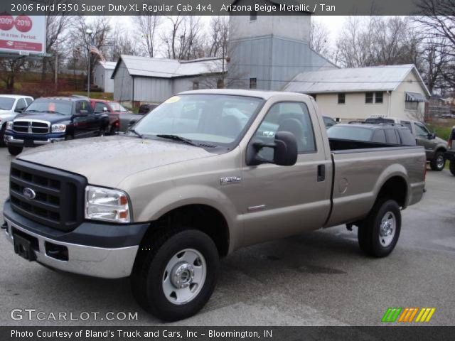 2006 Ford F350 Super Duty XL Regular Cab 4x4 in Arizona Beige Metallic