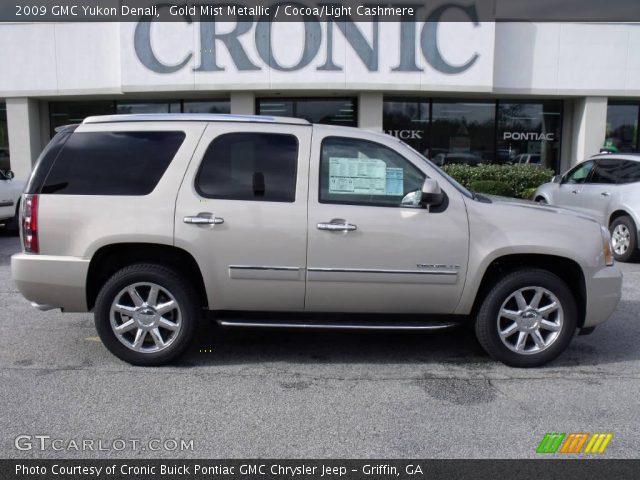 2009 GMC Yukon Denali in Gold Mist Metallic