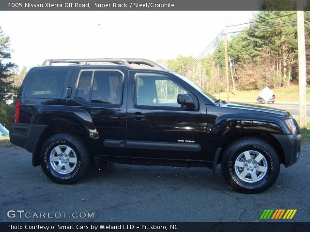 2005 Nissan Xterra Off Road in Super Black