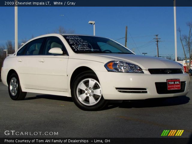 2009 Chevrolet Impala LT in White