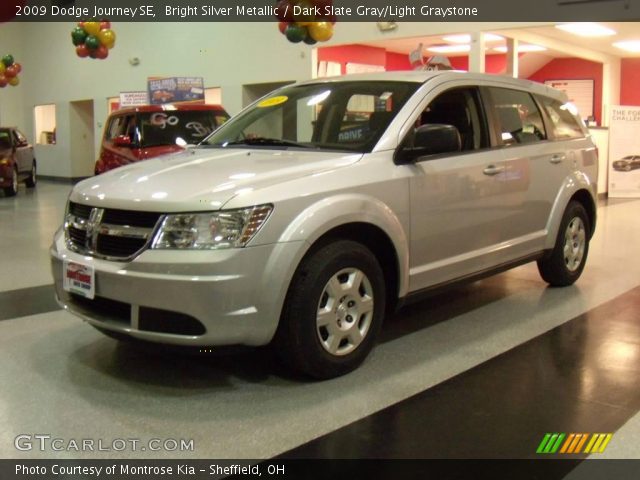 2009 Dodge Journey SE in Bright Silver Metallic